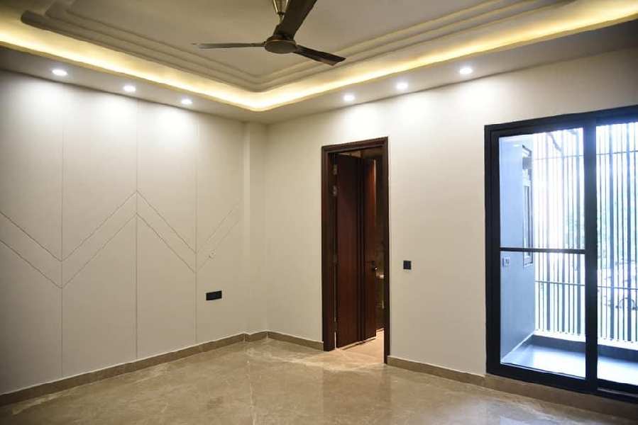5 BHK Builder Floor for Sale in DLF Phase I, Gurgaon (4250 Sq.ft.)