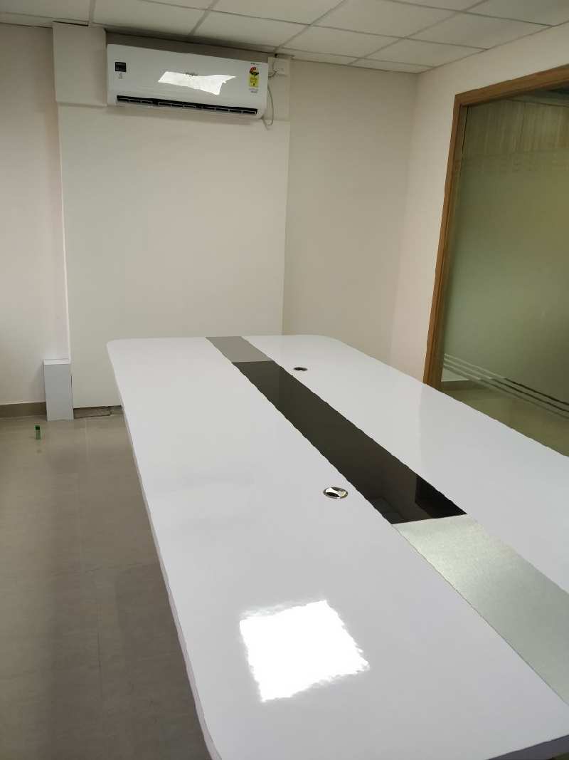 1250 Sq.ft. Office Space for Sale in Viman Nagar, Pune