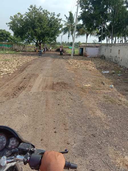 38 acres prime agricultural land 15 km from Baramati towards Thoratwadi.