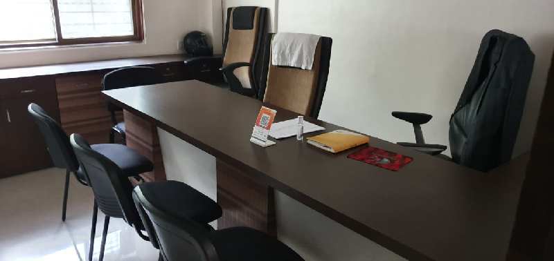 400sqf fully furnished office space for rent at peth naka