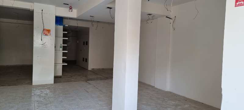 1200sqf commercial shop\ showroom for rent at indira nagar, nashik