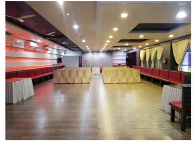 running hotel/restaurant and bar for rent at Gangapur rd nashik