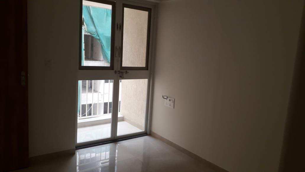 2 BHK Flats & Apartments for Rent in Gangapur Road, Nashik (1200 Sq.ft.)