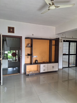 2Bhk semi furnished flat for rent in Gangapur Road, Nashik