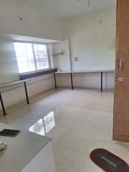 2 BHK commercial flat for rent in college road