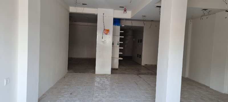 1100sqf commercial showroom for rent at indira nagar
