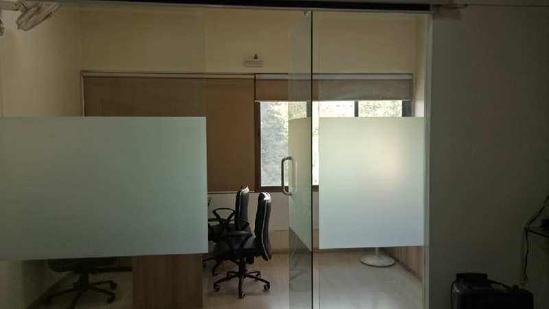 1000sqf furnished office space for rent at canada corner