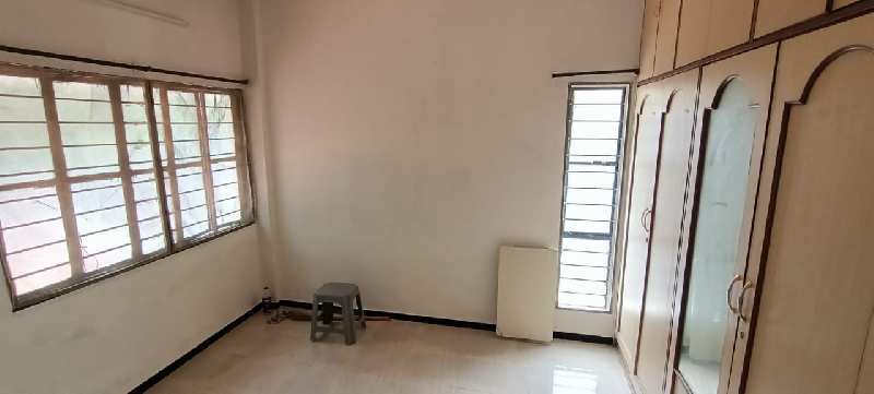 2BHK semi furnished flat for rent at vise mala, college road, nashik