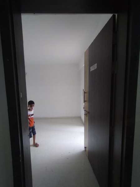 3bhk semi furnished flat for rent at pathardi phata