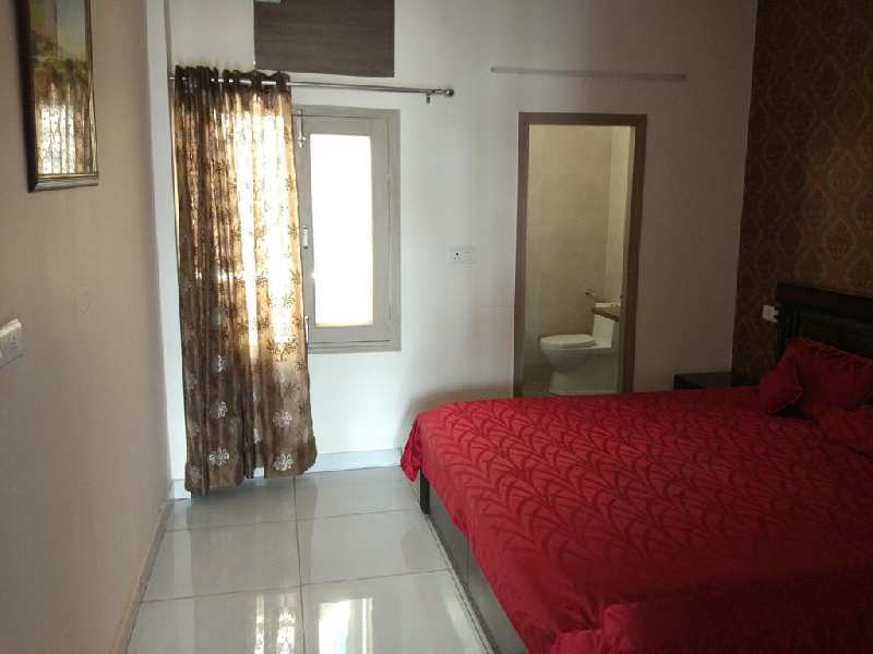 3 BHK independent floor Ready to shift