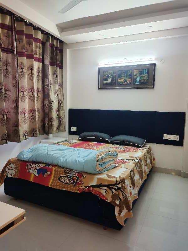 1 BHK Flats & Apartments for Rent in Sahastradhara Road, Dehradun (400 Sq.ft.)