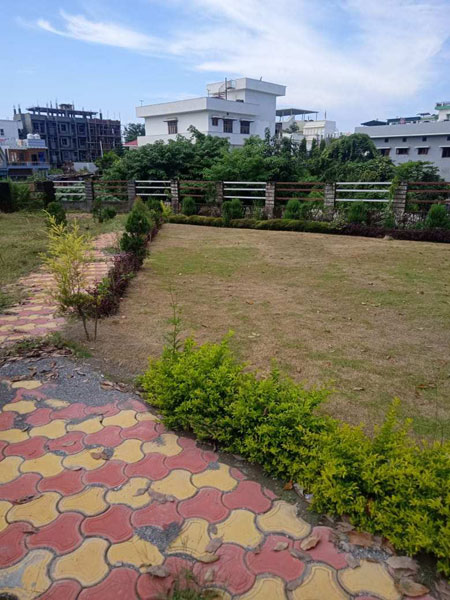 157 Sq. Yards Residential Plot for Sale in Canal Road, Dehradun