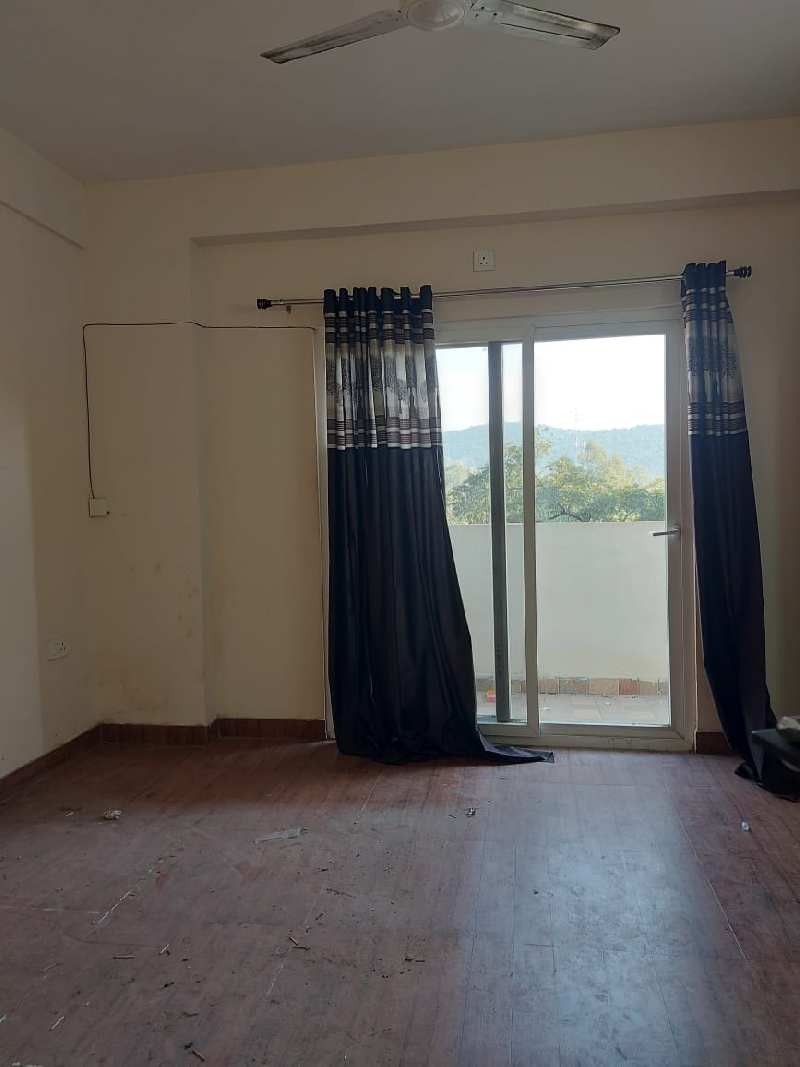 2 BHK Flats & Apartments for Rent in Mussoorie Road, Dehradun (1200 Sq.ft.)
