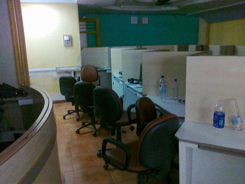 Commercial Space for rent in AB Road