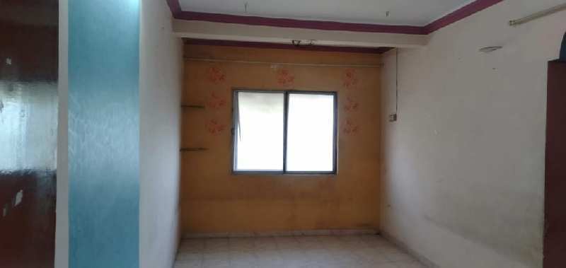 2BHK UNFURNISHED FLAT AVAILABLE FOR RENT IN CHALA NEAR KOTAK MAHINDRA BANK