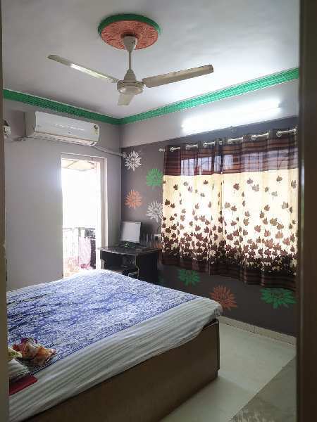 2 BHK Flats & Apartments for Sale in Gita Nagar, Vapi (1200 Sq.ft.)