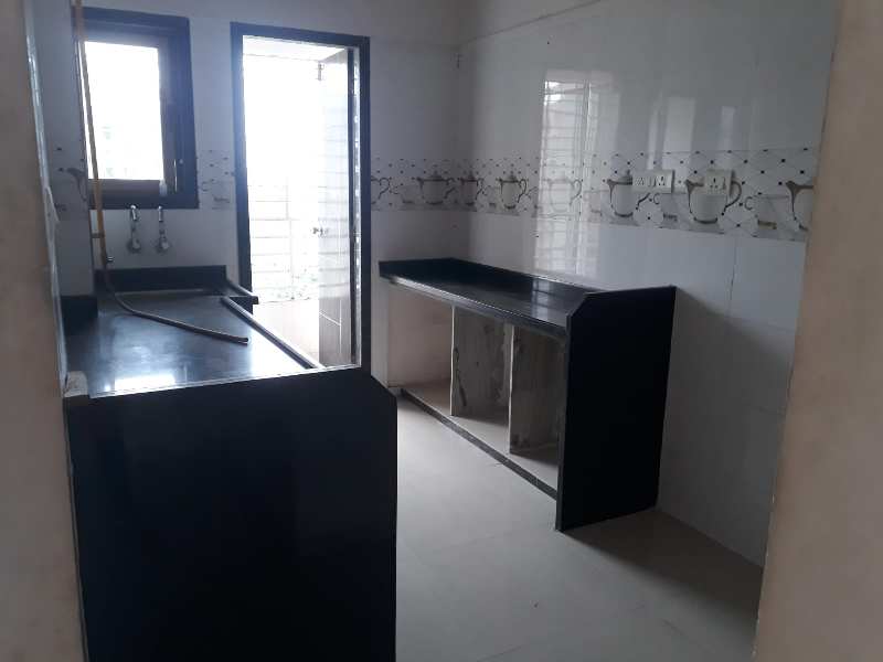 2BHK UNFURINSHED FLAT AVAILABLE IN CHALA FOR RENT NR MUKTANAND MARG