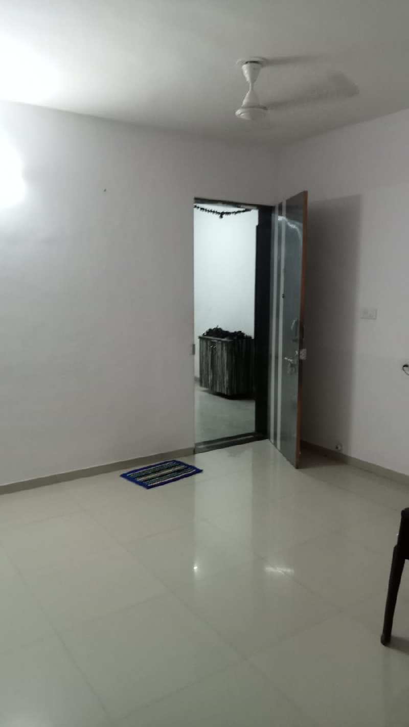 2 BHK SEMIFURNISHED FLAT AVILAVLBLE FOR SALE  IN CHALA