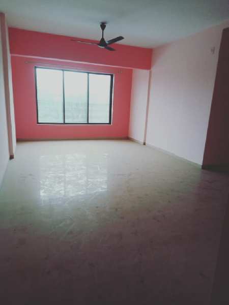 3 BHK Flats & Apartments for Rent in Chala, Vapi (1600 Sq.ft.)