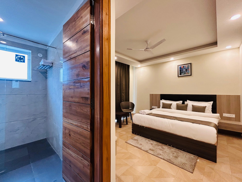 Hotel & Restaurant For Sale In Mussoorie, Dehradun (12000 Sq.ft.)