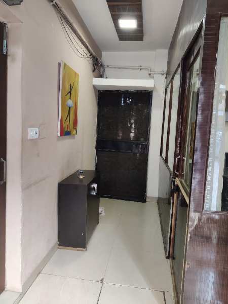 2 BHK Flats & Apartments for Sale in Munirka Village, Munirka, Delhi (1100 Sq.ft.)