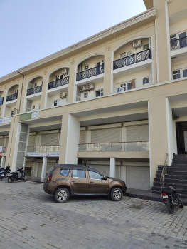 900 Sq.ft. Showrooms for Rent in Highland Marg, Zirakpur