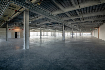 Factory / Industrial Building for Rent in Hosiery Complex, Noida (25000 Sq.ft.)