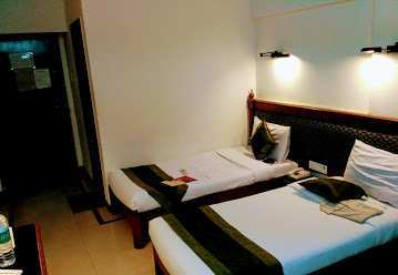 22000 Sq.ft. Hotel & Restaurant for Rent in Juhu, Mumbai (12000 Sq.ft.)