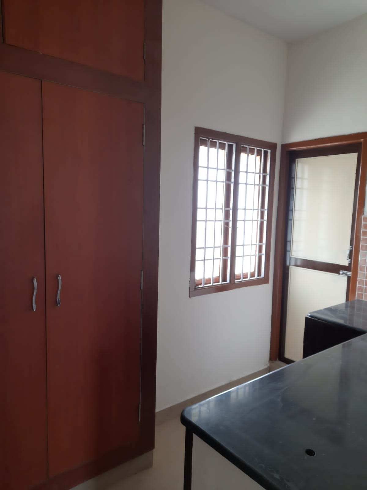 2 BHK Flats & Apartments For Sale In Adhanoor, Chennai (925 Sq.ft.)