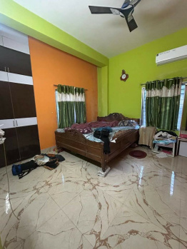 Flats & Apartments for Sale in Airport Road, Kolkata (1963 Sq.ft.)