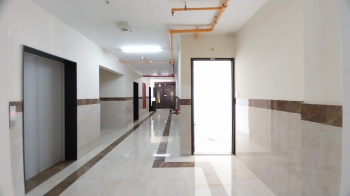 2 BHK Flats & Apartments for Sale in Vikhroli East, Mumbai (805 Sq.ft.)