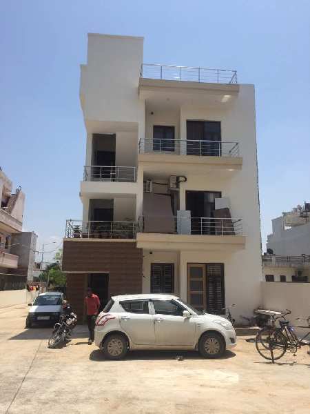 3 BHK Flats & Apartments for Sale in Mohali (200 Sq. Yards)